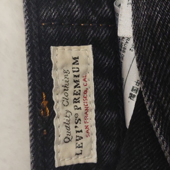 LEVI'S PREMIUM 501 JEANS. - Picture 6 of 17